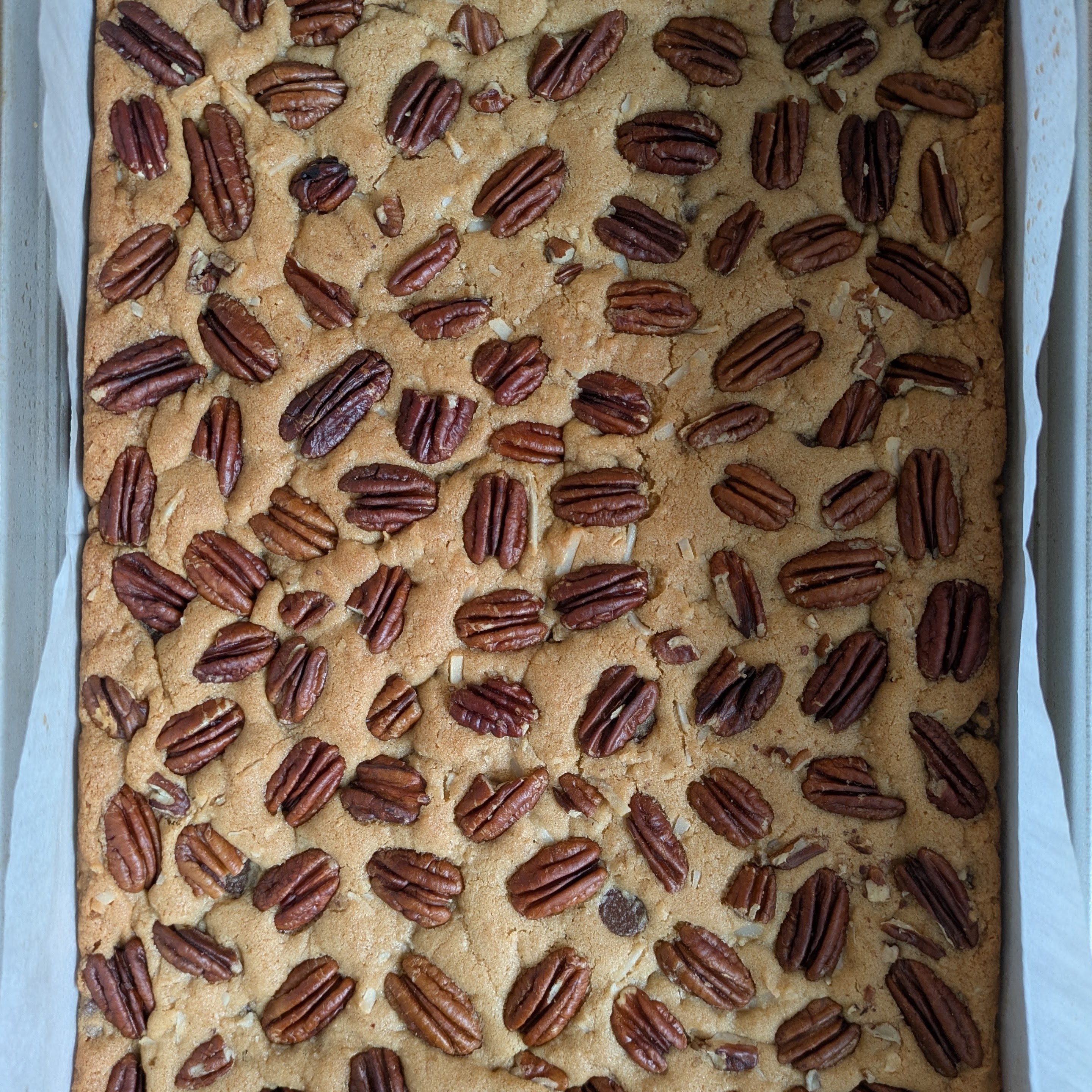 Pecan blondies